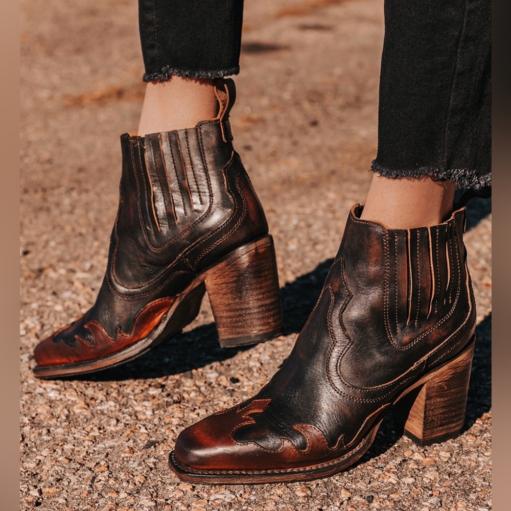 Freebird by Steven -Paula Boots size 9